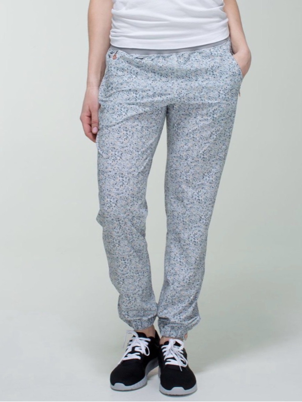 Lululemon Bring Back The Track Pant
Petite Fleur Silver Spoon floral joggers